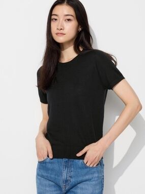 Uniqlo 100% Merino Wool Crew Neck Sweater Short Sleeve Knit